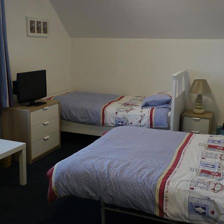 Broadshade Holiday Apartments Пейнтън Екстериор снимка