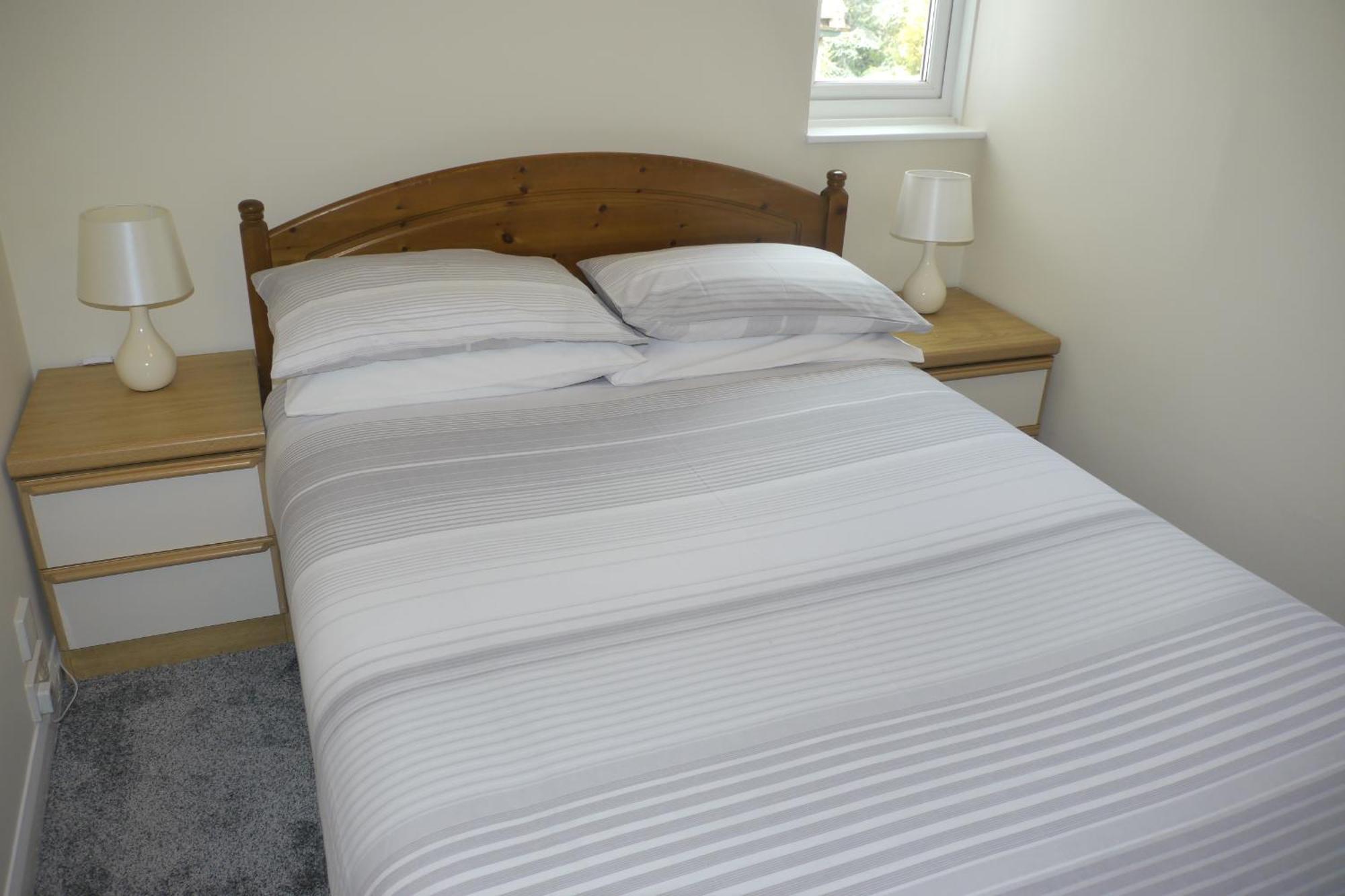 Broadshade Holiday Apartments Пейнтън Стая снимка