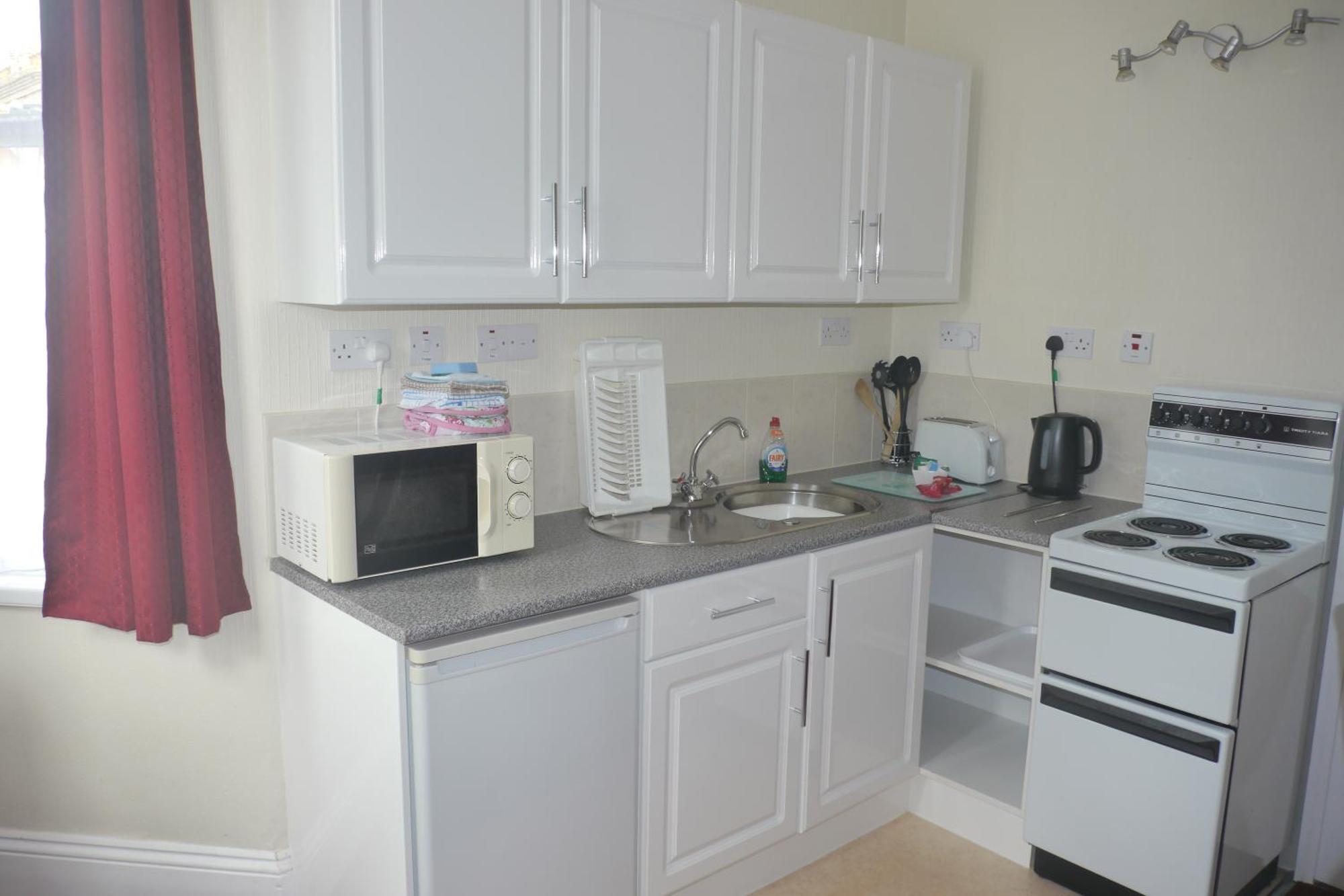 Broadshade Holiday Apartments Пейнтън Стая снимка